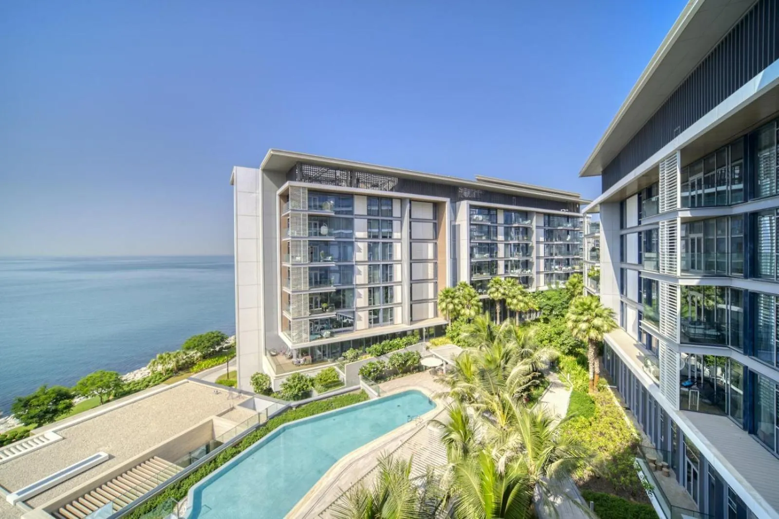 Apartment Shadow Of The Sun By Lagom Dubai